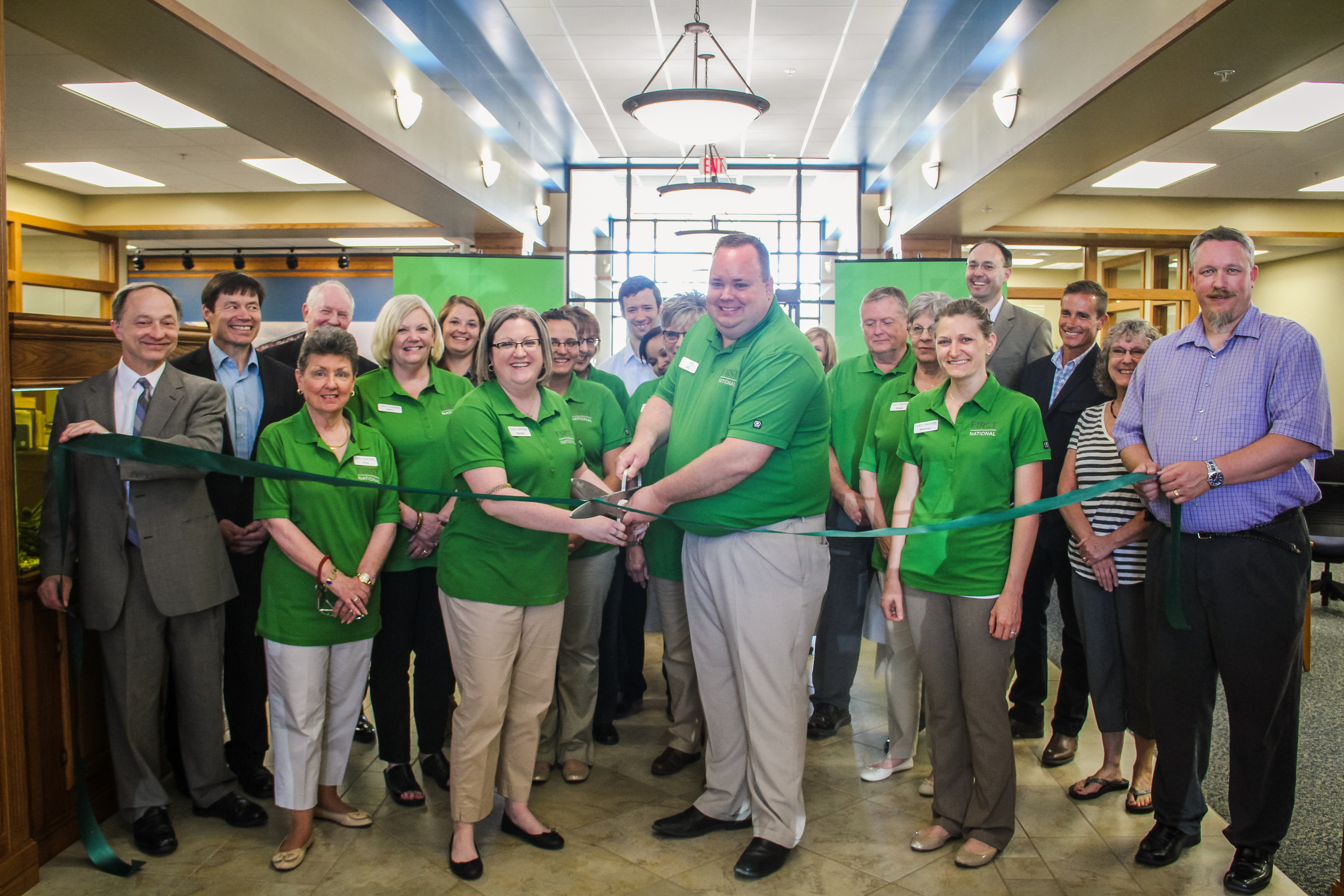 fnbt clinton ribbon cutting 2017